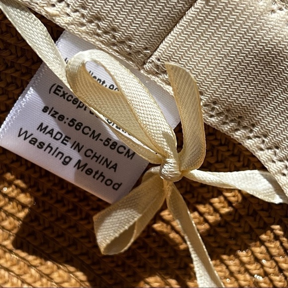 🌻Big Fun Wide Brim Floppy Hat {Outdoors Beach Pool Summer} 56-58 cm EUC - Picture 11 of 12